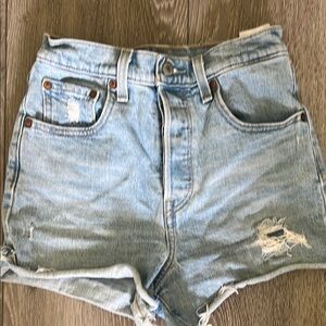 Levi's Blue Jean Shorts Vintage-Inspired Distressed
